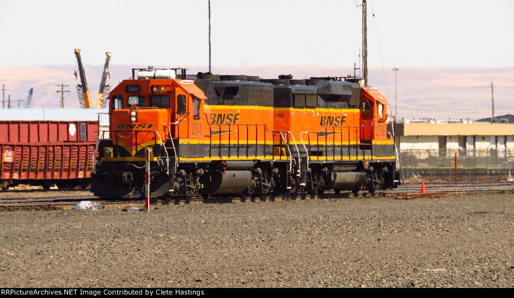 BNSF GP39s